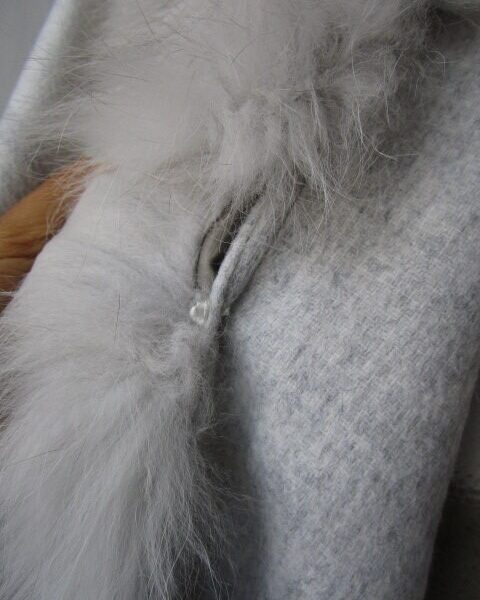 Women's Cashmere Wool Wrap Cape with Detachable Fox Fur! Reversible - Image 4