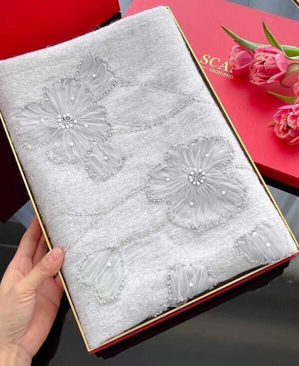 Women's Brand New 100% Wool Elegant Wrap Cape Shawl - Image 3